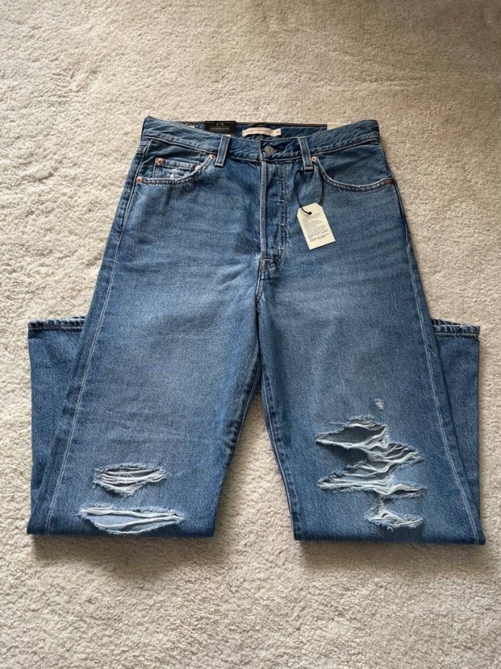 NWT Levi's Premium Ribcage Straight Ankle Distressed Women's Jeans Size 29/27